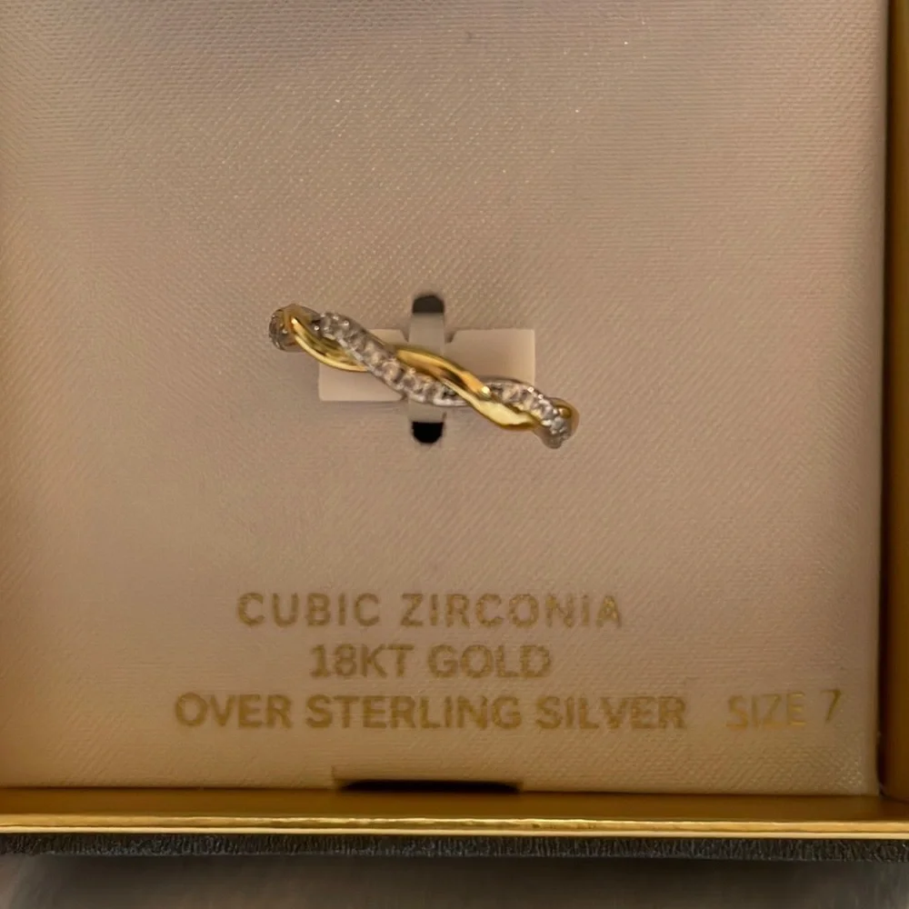 18K Gold Over Sterling Silver Ring Cubic Zirconia - Picture 7 of 7